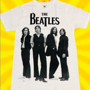 The Beatles classic graphic Tshirt !